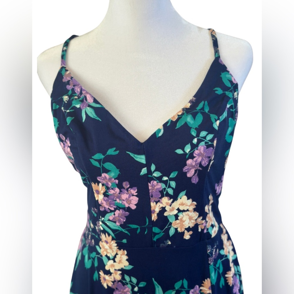 Nine Britton Kellie Knit Maxi Dress | Navy Floral - Picture 4 of 7